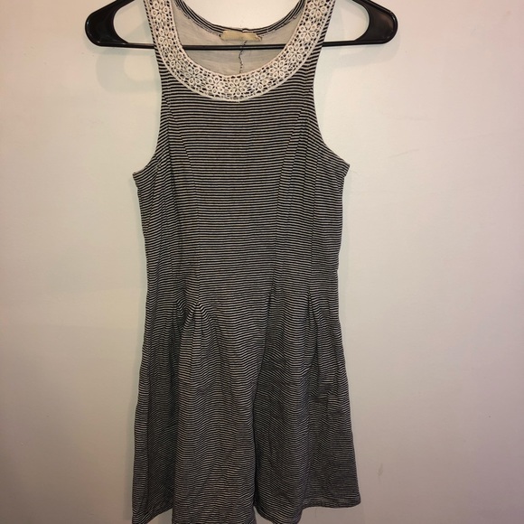 Dress - Picture 1 of 2